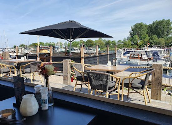 netherlands/flevoland/restaurant/restaurant-t-huus-van-guus