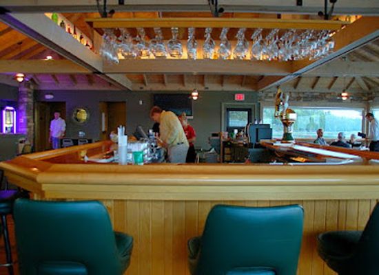 wisconsin/door-peninsula/restaurant/top-deck-restaurant-at-gordon-lodge