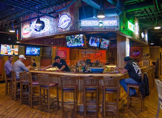 south-dakota/great-plains/restaurant/mavericks-steak-cocktails-deadwood