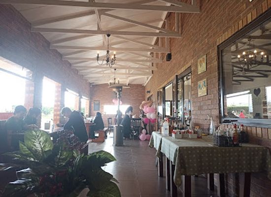 south-africa/drakensberg-mountains/restaurant/waffle-hut
