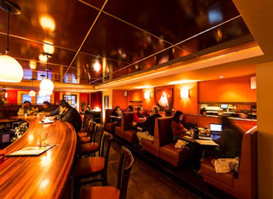 massachusetts/berkshires/restaurant/firefly-gastropub