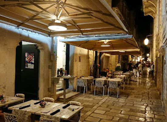 croatia/dubrovnik/ploce/restaurant/stara-loza