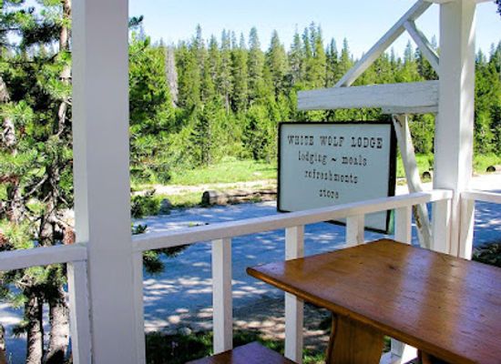 california/yosemite/restaurant/white-wolf-lodge-dining-room