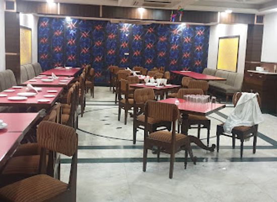 india/agra/restaurant/aahar-restaurant-banquet