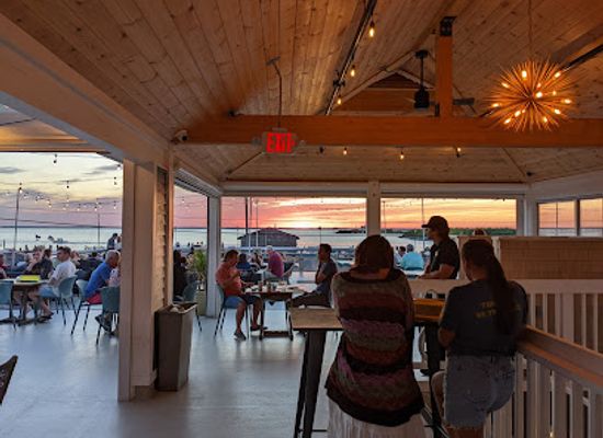 new-jersey/island-beach-state-park/restaurant/bird-and-betty-s