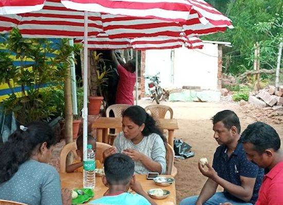 india/tarkarli/restaurant/hotel-kokan-kesari-best-authentic-food-seafood-in-tarkarli