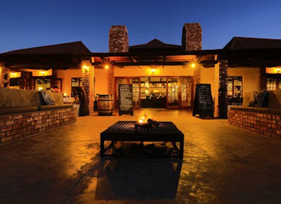 namibia/etosha-national-park/restaurant/etosha-safari-lodge-gondwana-collection-namibia