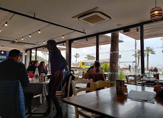 cyprus/larnaca/restaurant/ocean-basket-larnaca