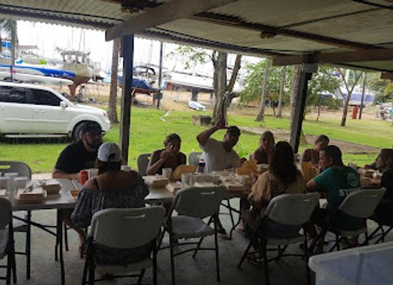 panama/portobelo/restaurant/the-blue-house-donde-nancy-y-luis-s-a