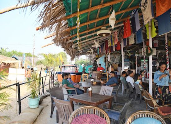 india/goa-beaches/restaurant/claudina-s-shack
