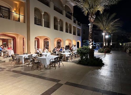 egypt/western-desert/restaurant/nino-s-restaurant