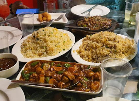 ghana/ashanti-confederacy/restaurant/noble-house-kumasi