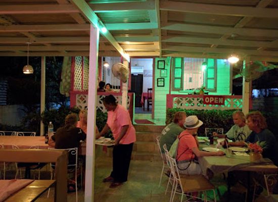 grenada/grenville/restaurant/patrick-s-local-homestyle-restaurant
