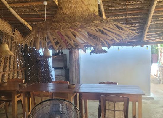 sri-lanka/arugam-bay/restaurant/the-sketch
