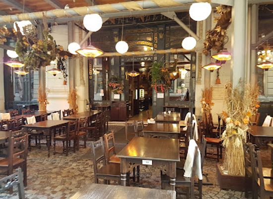 romania/bucharest/restaurant/caru-cu-bere