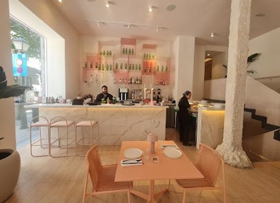 spain/madrid/restaurant/mudra-plant-based-food-healthy-food-madrid