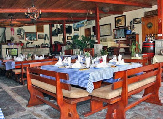 montenegro/herceg-novi/restaurant/konoba-kantula
