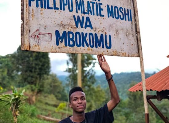 tanzania/kilimanjaro-region/restaurant/v-lodge