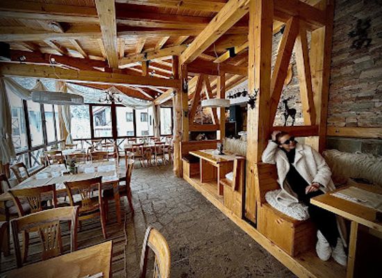 bulgaria/pamporovo/restaurant/restaurant-the-castle-hall-excalibur-the-terrace
