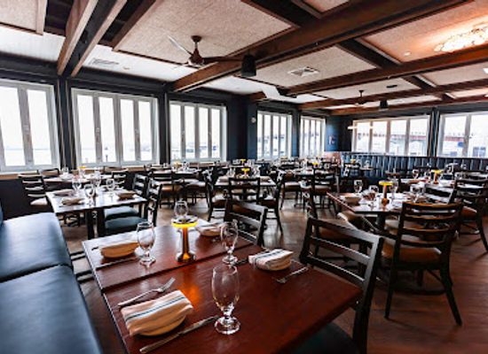 massachusetts/north-shore/restaurant/mission-boathouse-beverly