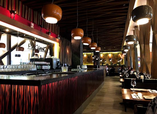 bahrain/manama/restaurant/p-f-chang-s