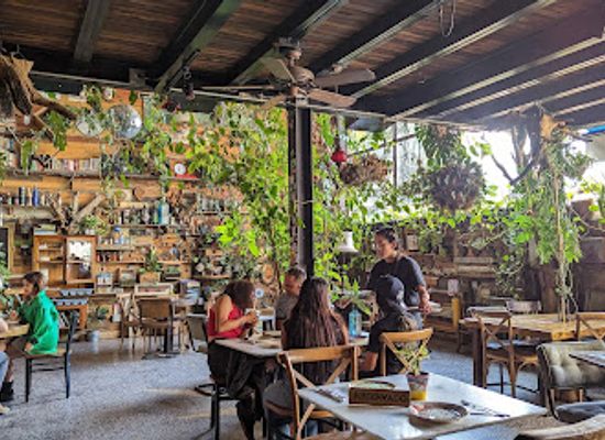 colombia/medellin/el-poblado/restaurant/alambique