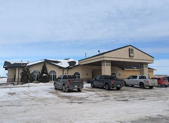 canada/interlake-region/restaurant/breezy-oaks-inn-tavern