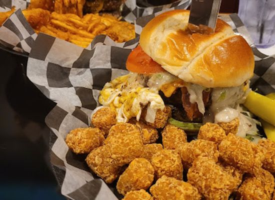 ohio/findlay/restaurant/beckett-s-burger-bar