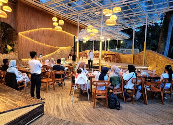 indonesia/bandung/dago/restaurant/brasa-bamboorasa