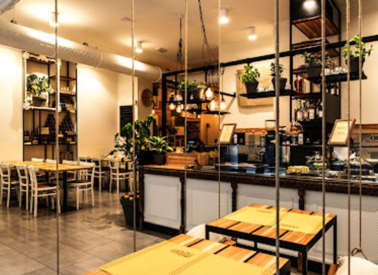 italy/milan/duomo/restaurant/slow-sud