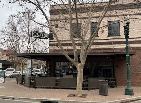 california/turlock/restaurant/cuts-steakhouse