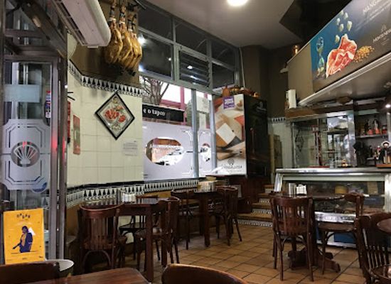spain/oviedo/restaurant/taberna-a-carballeira