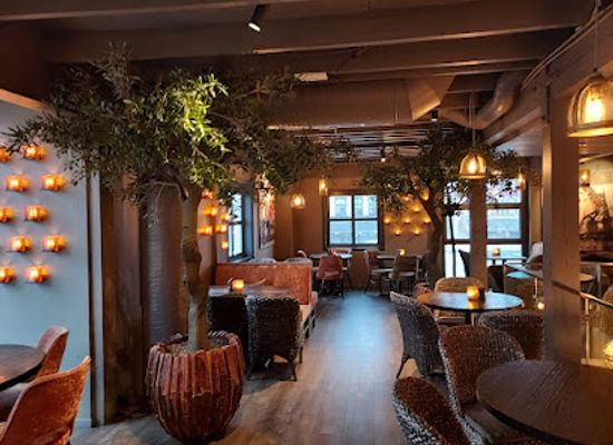 norway/bergen/bryggen/restaurant/olivia-zachariasbryggen