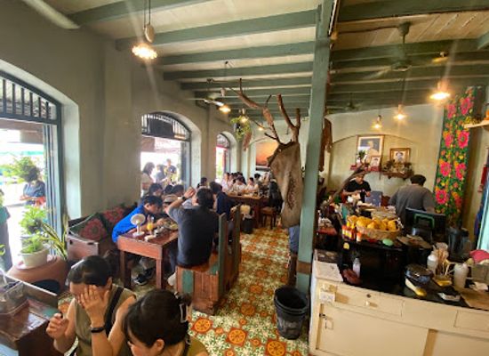 thailand/rattanakosin/restaurant/pad-thai-kratong-thong
