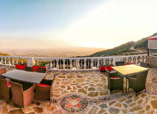 pakistan/islamabad/restaurant/margalla-hill-top-restaurant