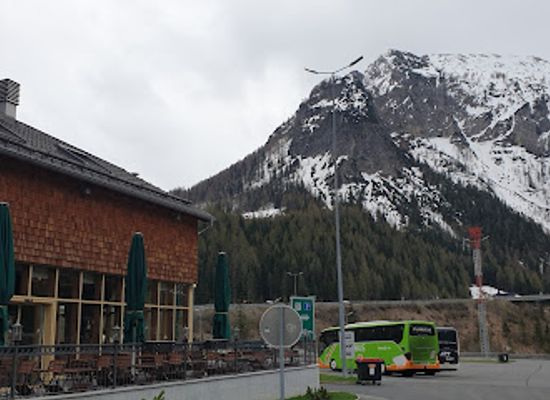 austria/pongau/restaurant/tauren-parking