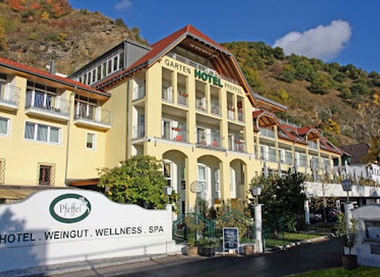 austria/wachau/restaurant/gartenhotel-weingut-pfeffel-durnstein