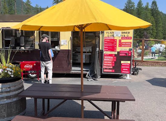 montana/glacier-national-park/restaurant/middle-fork-eats