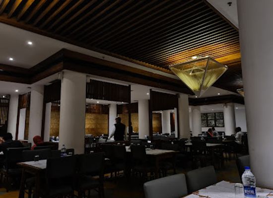 india/kochi/ernakulam/restaurant/grand-pavilion