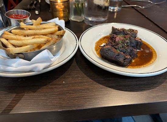 wisconsin/milwaukee/third-ward/restaurant/the-edison