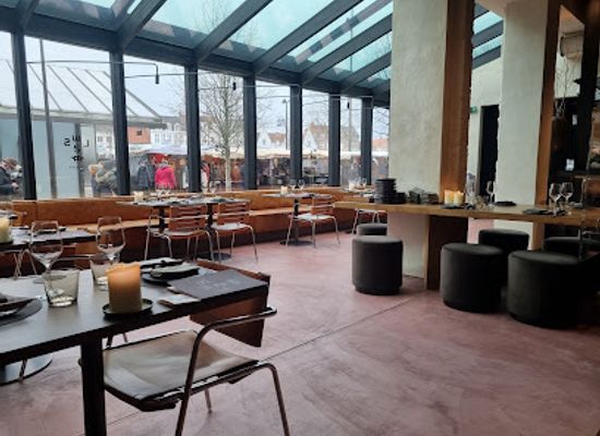 belgium/bruges/restaurant/l-e-s-s-eatery