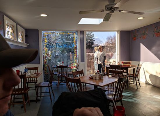 maine/biddeford/restaurant/cole-road-cafe