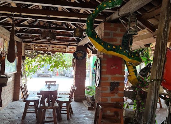 honduras/santa-barbara-region/restaurant/restaurante-tipicos-el-charancaco