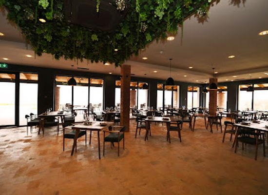 georgia/telavi/restaurant/restaurant-amphora