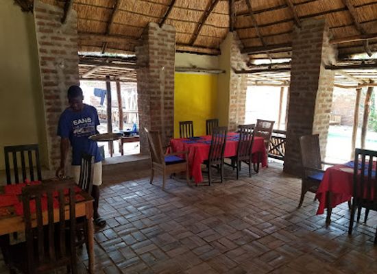 malawi/cape-maclear/restaurant/the-boma-and-hiccups-pub