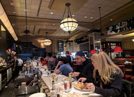 massachusetts/greater-boston/restaurant/eastern-standard-kitchen-and-drinks