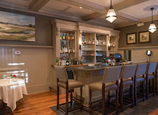 south-carolina/charleston-beaches/restaurant/circa-1886-restaurant
