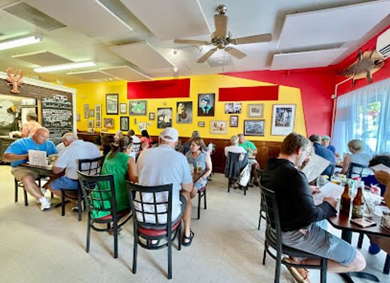 delaware/the-delmarva-central-railroad-region/restaurant/po-boys-creole-restaurant