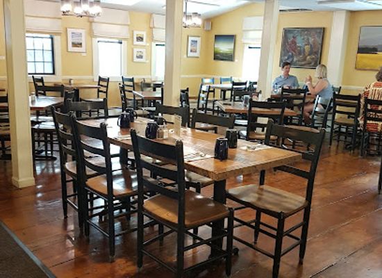 massachusetts/the-islands/restaurant/the-wicked-oyster