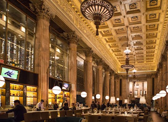 ohio/cleveland/downtown-cleveland/restaurant/marble-room-steaks-and-raw-bar